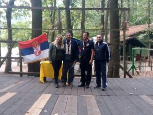 IMG-5f626990443179f71170d0016b6e6e50-V